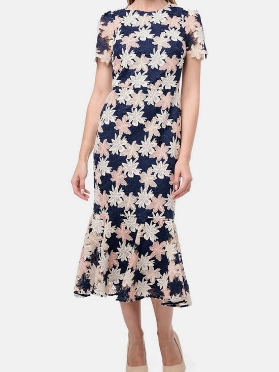 Shoshanna Dresses & Skirts - Shoshanna Navy Midi Dress with Pink and Cream Floral Lace